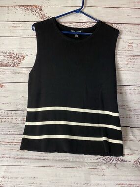 Women’s Black Sleeveless Knit Top with White Stripes Sz-XL